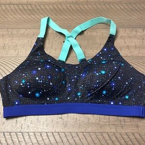 Victorias Secret VSX Sports Bra